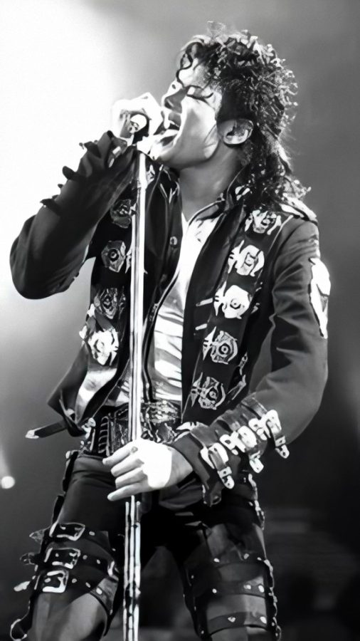 Michael_Jackson_in_1988_(enhanced)